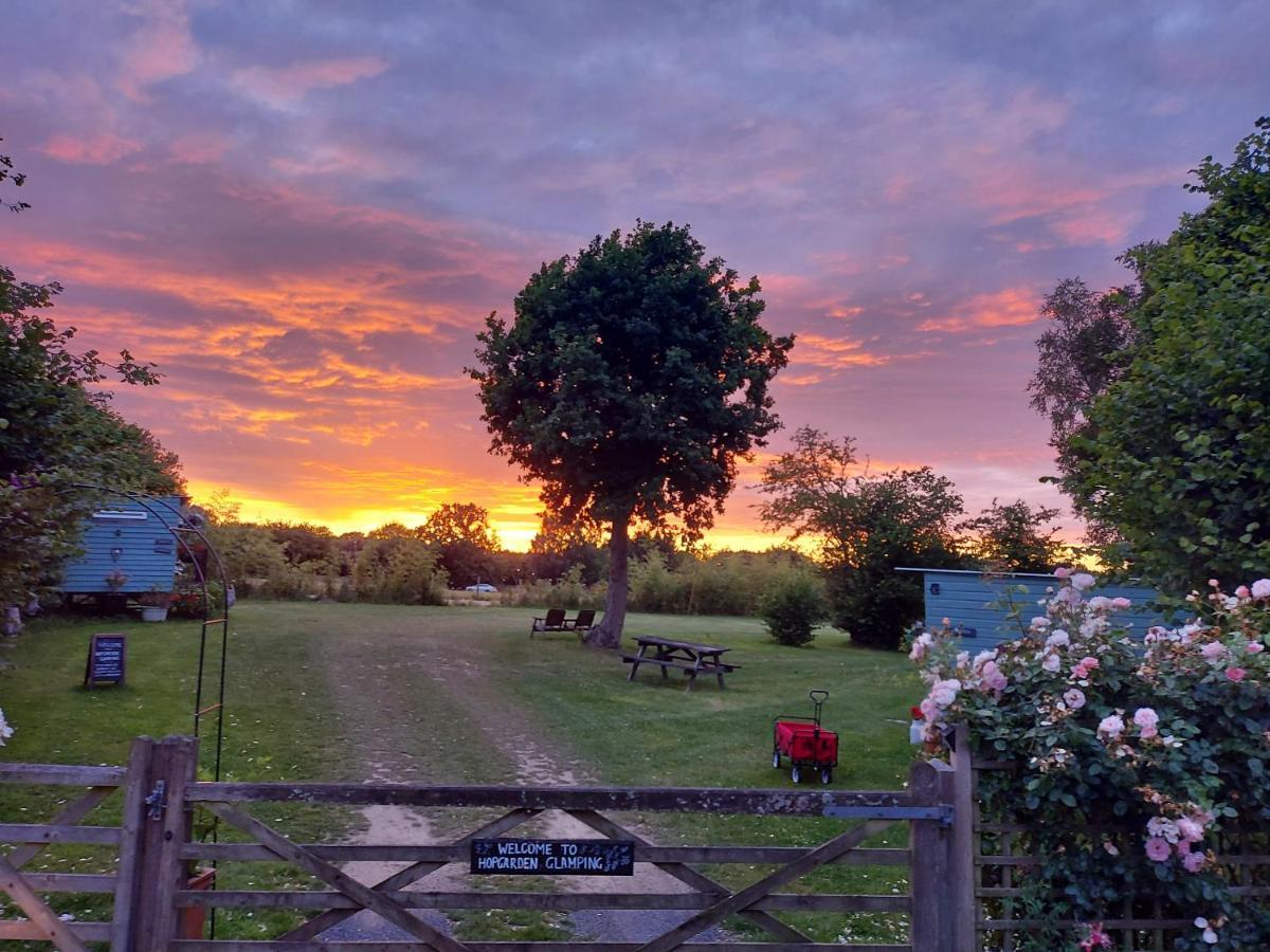 Hopgarden Glamping Luxury Shepherds Huts Wadhurst Ngoại thất bức ảnh